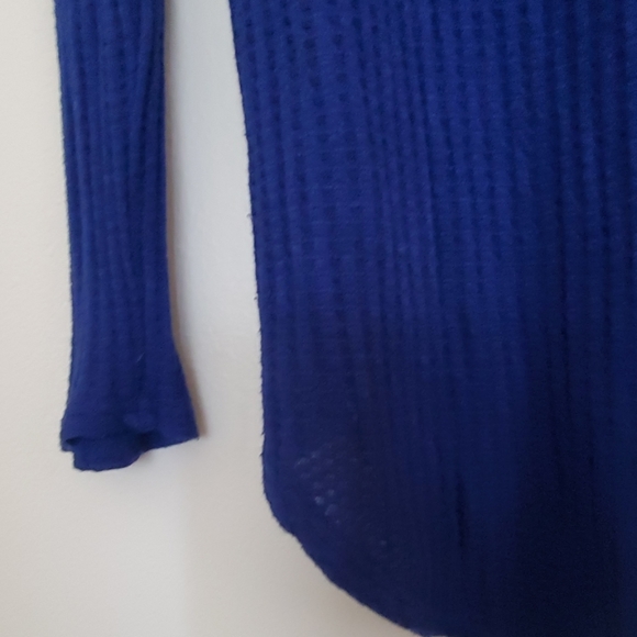 Chaser Blue Waffle Knit Top L - Picture 3 of 8